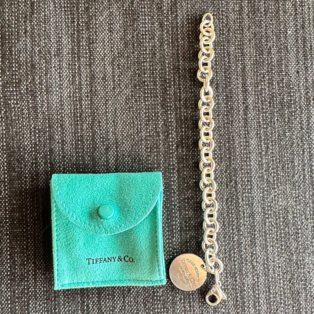 Vintage!! Tiffany & Co. Return to Tiffany Round Tag Charm Bracelet